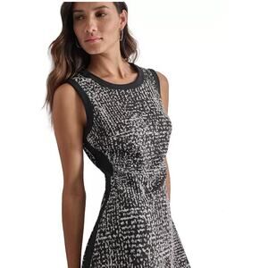 NWT DKNY Black White Colorblock Sleeveless Knit Dress 6 medium fit and flare